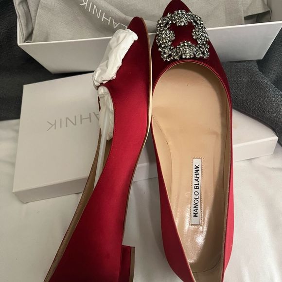 MANOLO BLAHNIK FLATS🔥 - Picture 3 of 5
